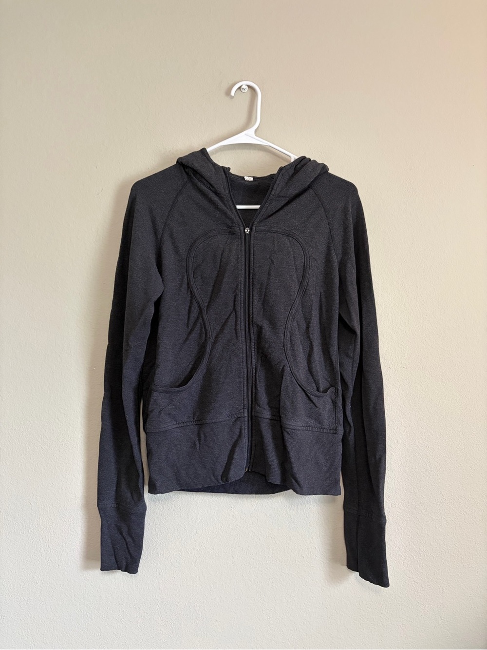 LULULEMON Heather gray Scuba hoodie full zip size 8 super soft jacket